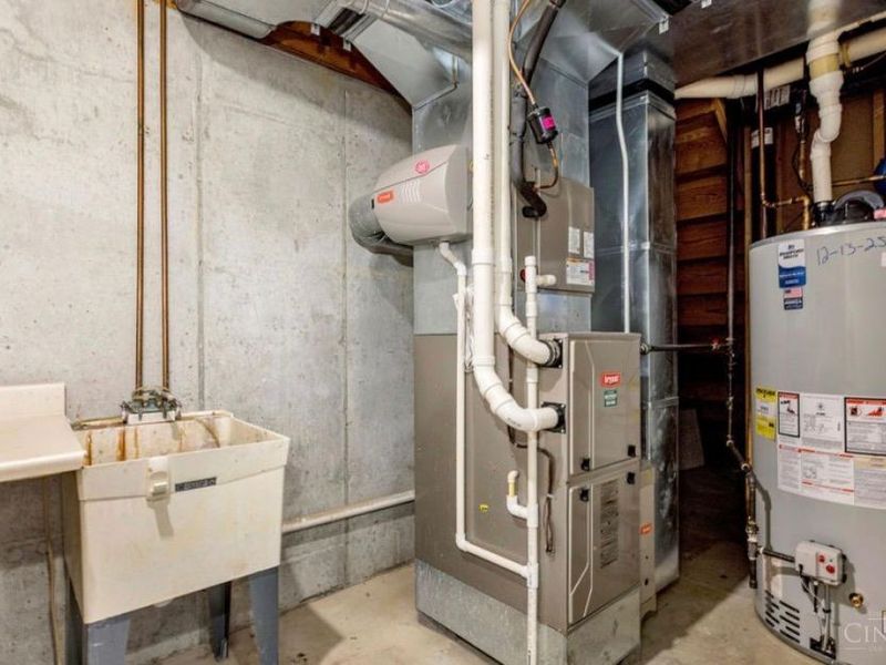 6000 Cleves Warsaw Pike, Delhi Township, OH 45233 Photo 50