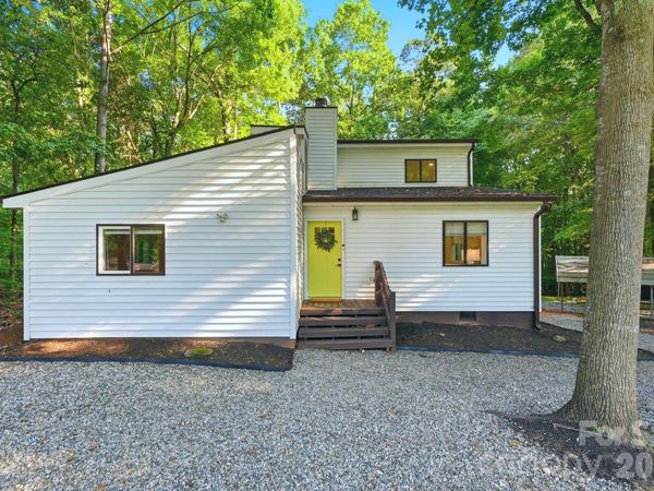 127 Rustic Way Lane, Mooresville, NC 28117