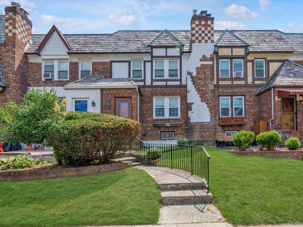 67 Dartmouth Street , Valley Stream, NY 11581