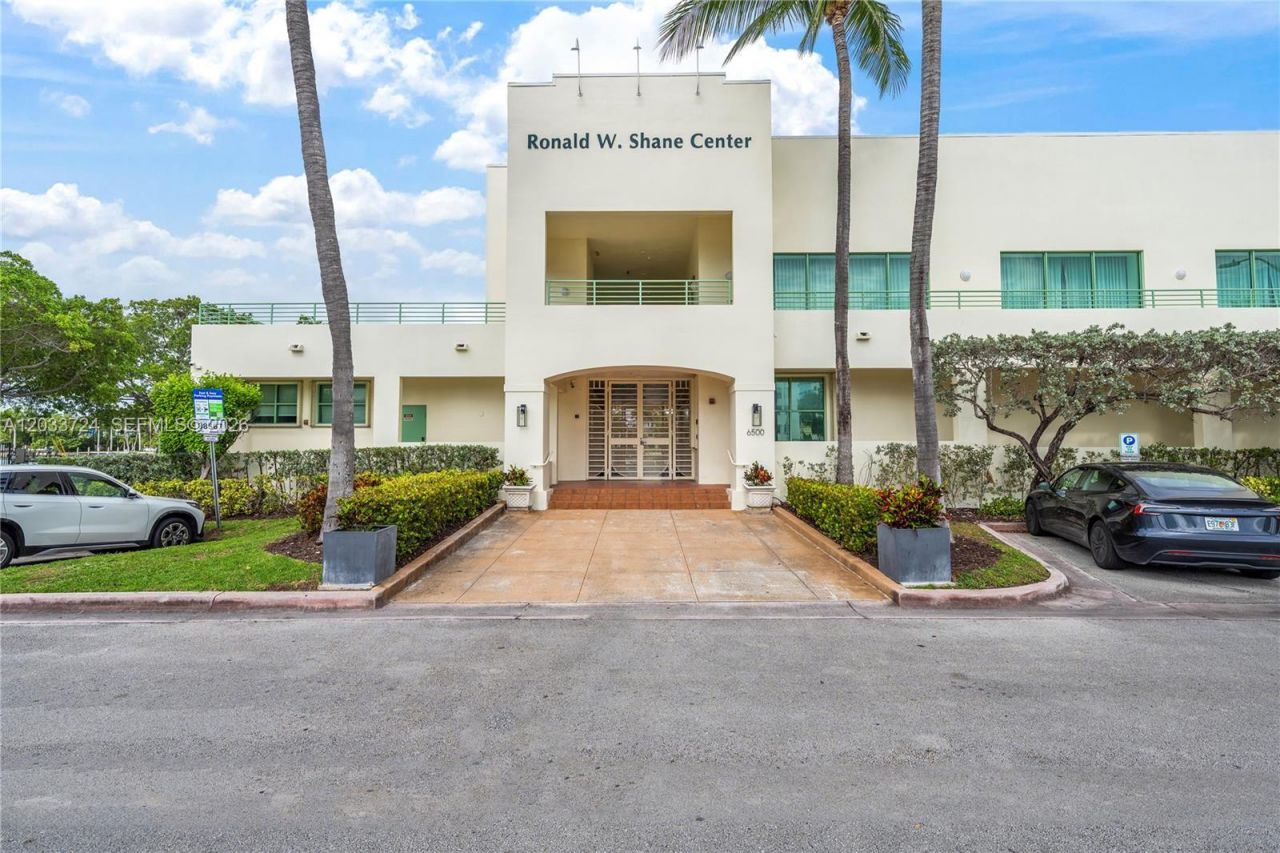 5970 Indian Creek Dr, Unit 207, Miami Beach, FL 33140 Photo