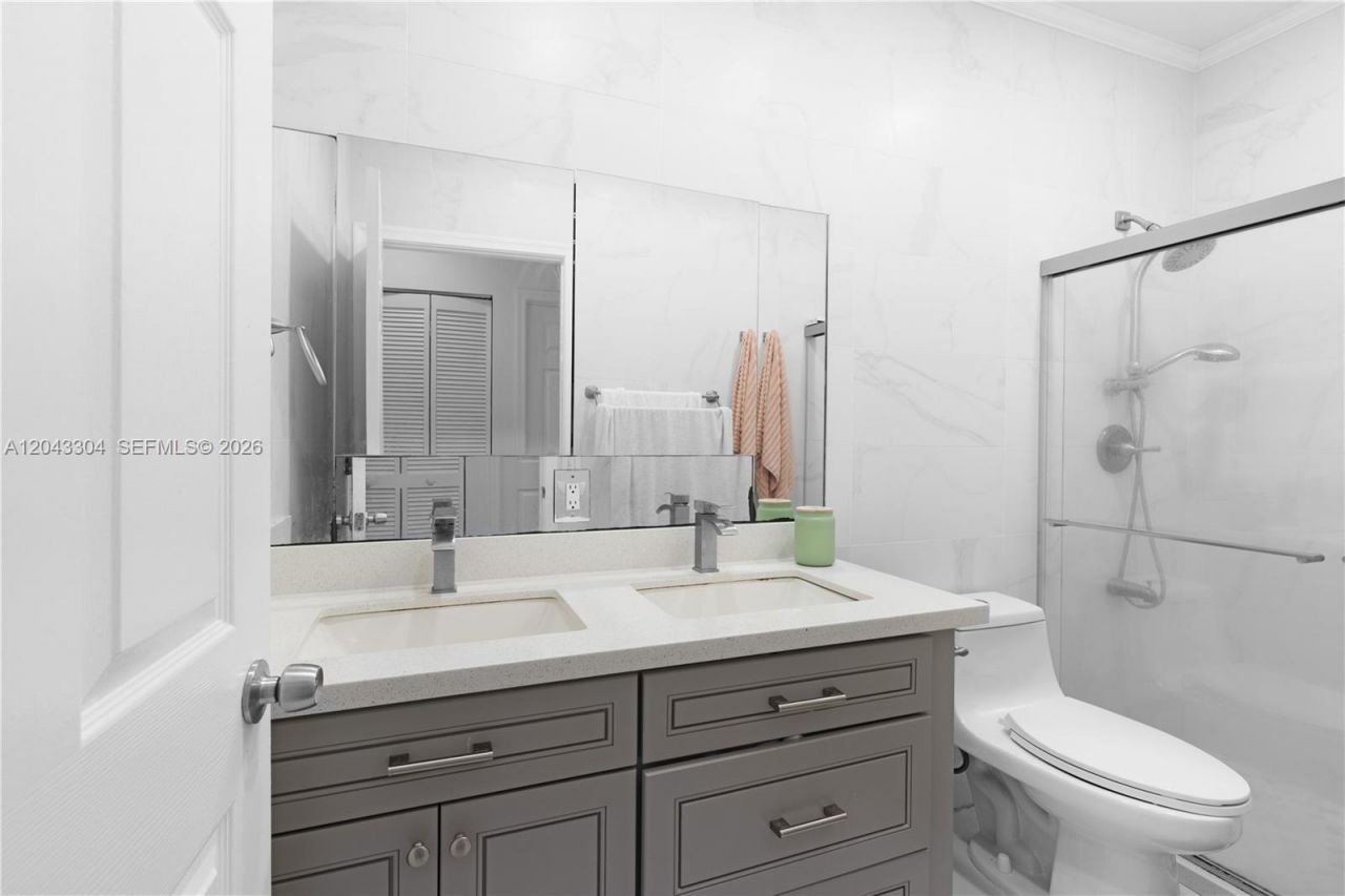1102 Camellia Cir , Unit 1102, Weston, FL 33326 Photo