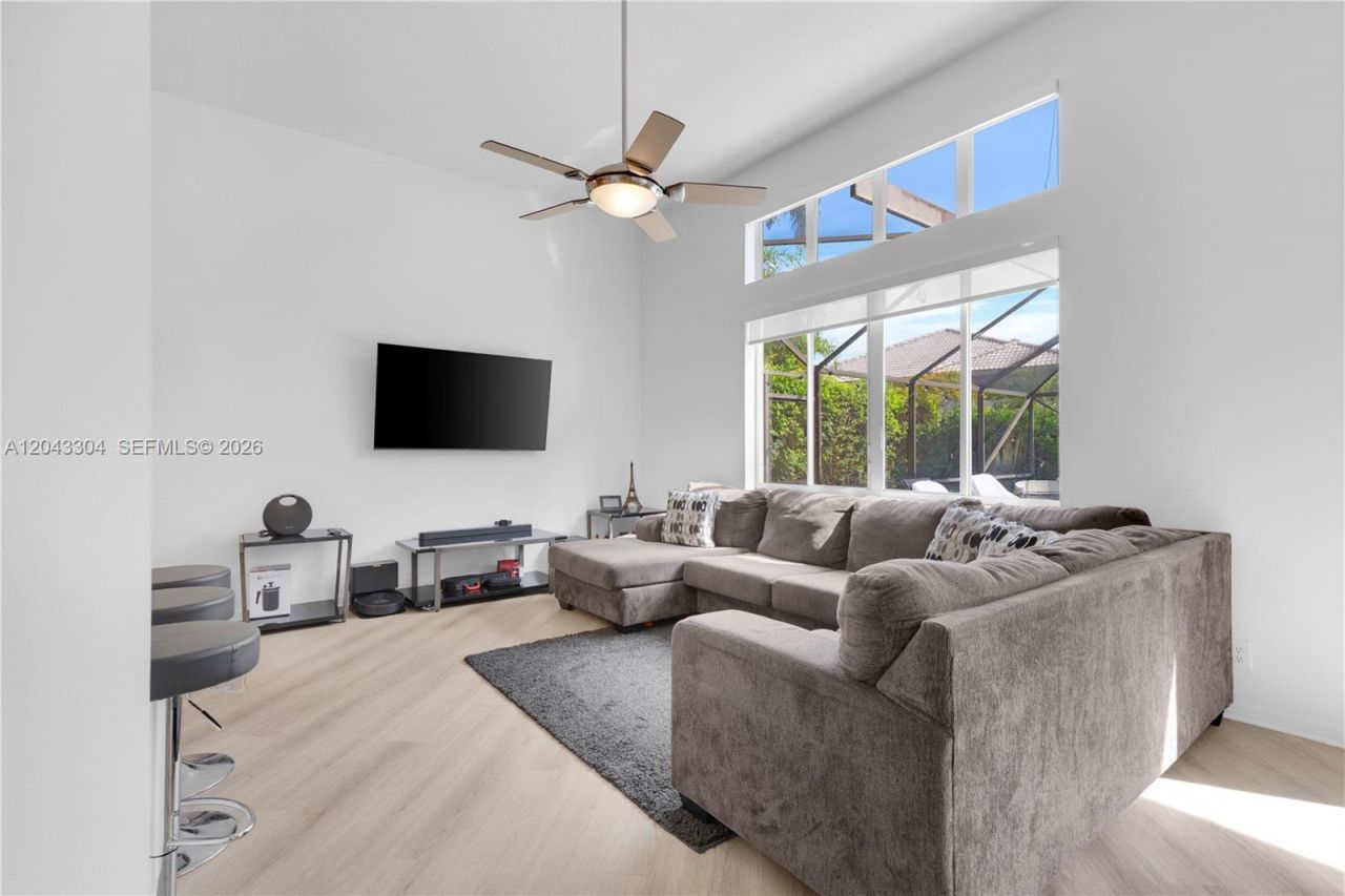 1102 Camellia Cir , Unit 1102, Weston, FL 33326 Photo