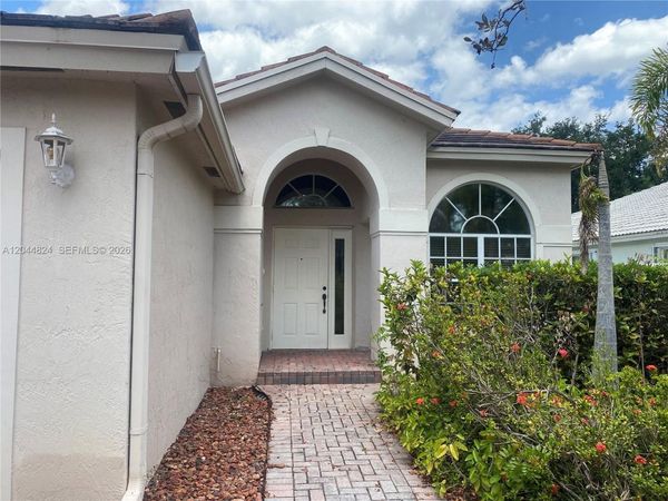 1315 NW 143rd Ave , Unit 1315, Pembroke Pines, FL 33028
