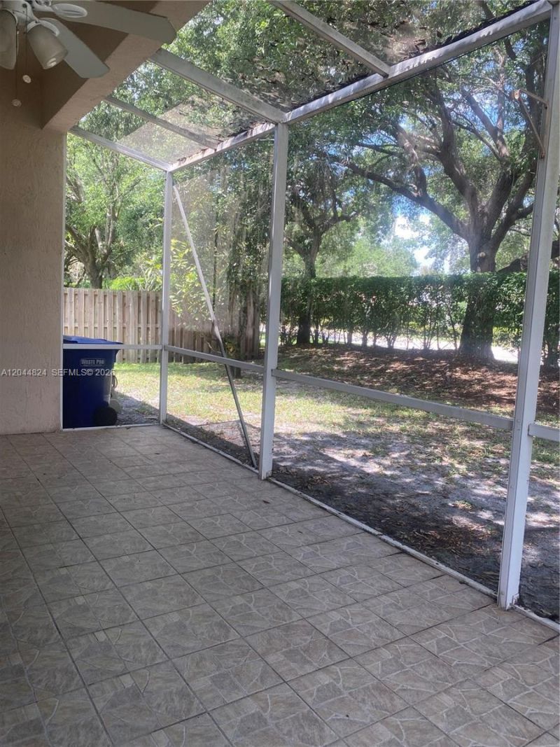 1315 NW 143rd Ave , Unit 1315, Pembroke Pines, FL 33028 Photo