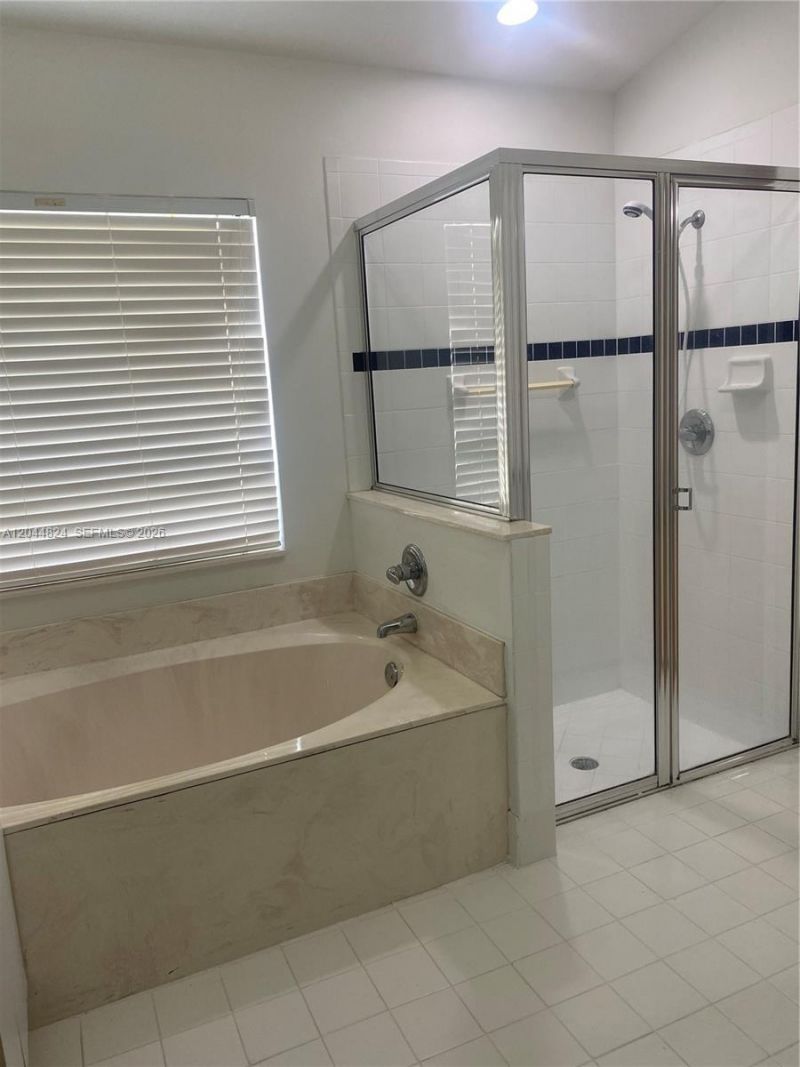 1315 NW 143rd Ave , Unit 1315, Pembroke Pines, FL 33028 Photo