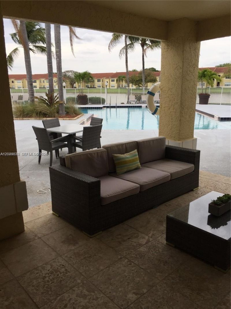 12870 Vista Isles Dr , Unit 517, Sunrise, FL 33325 Photo