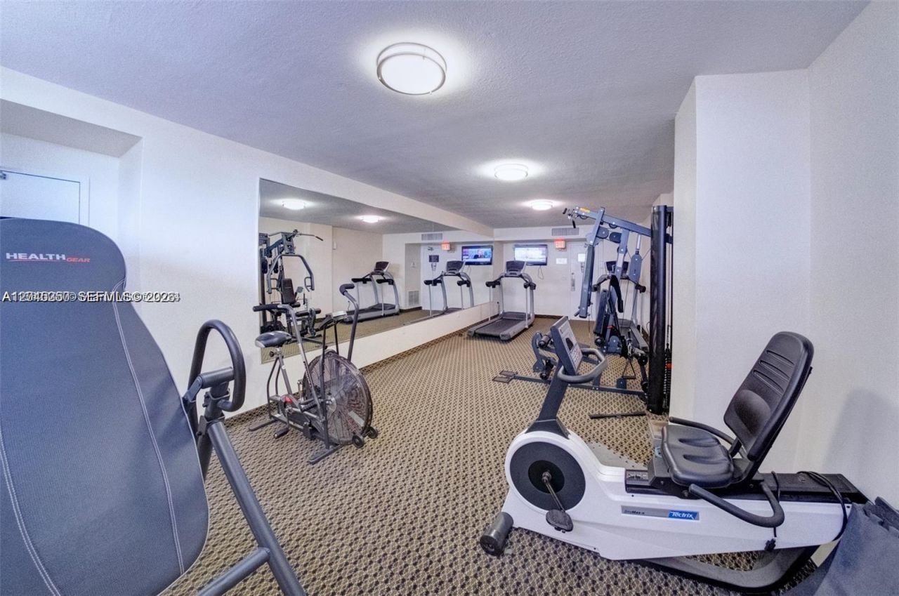 9273 Collins Ave , Unit 811, Surfside, FL 33154 Photo