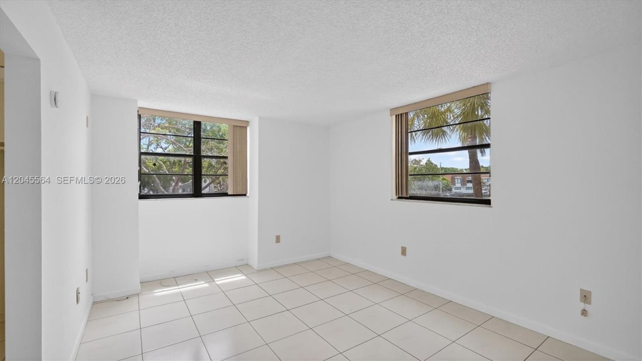 10975 SW 107th St. , Unit 202, Kendall, FL 33176 Photo