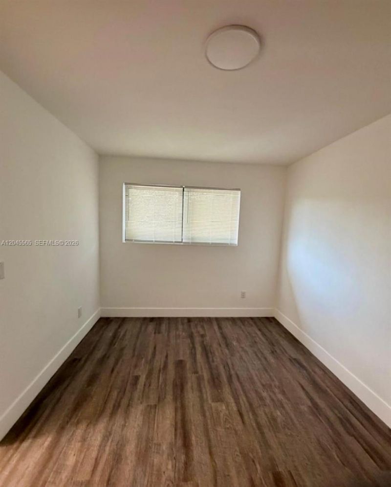 7535 NE 2nd Ct , Unit 4, Miami, FL 33138 Photo