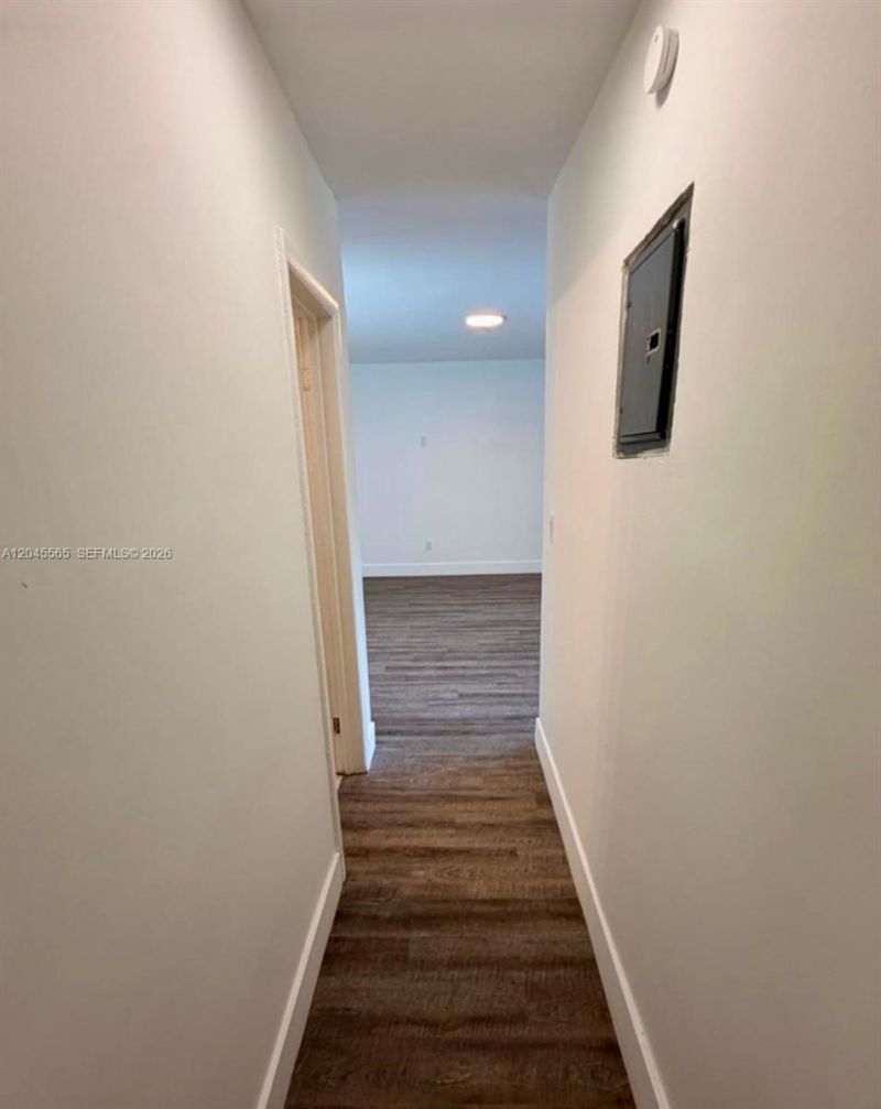 7535 NE 2nd Ct , Unit 4, Miami, FL 33138 Photo