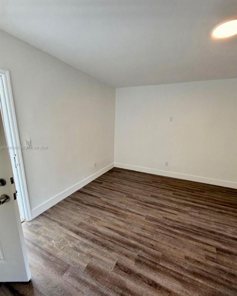 7535 NE 2nd Ct , Unit 4, Miami, FL 33138 Photo