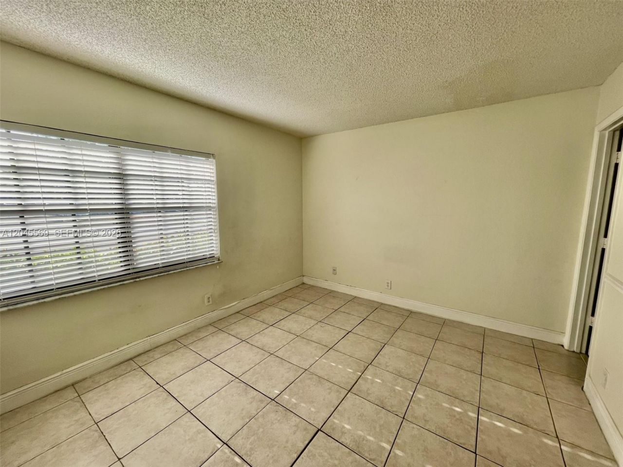 2642 Riverside Dr , Unit 2642, Coral Springs, FL 33065 Photo