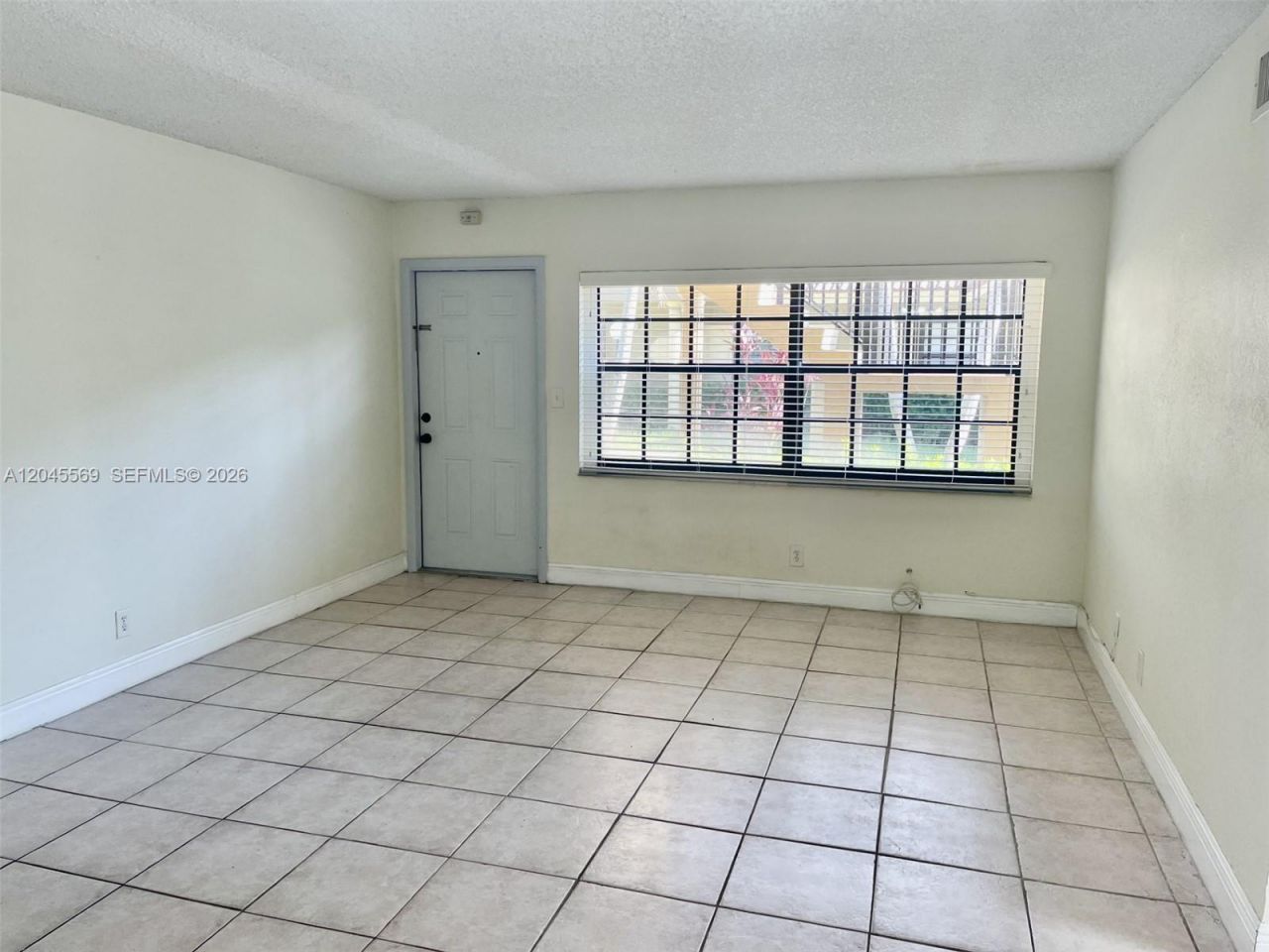 2642 Riverside Dr , Unit 2642, Coral Springs, FL 33065 Photo
