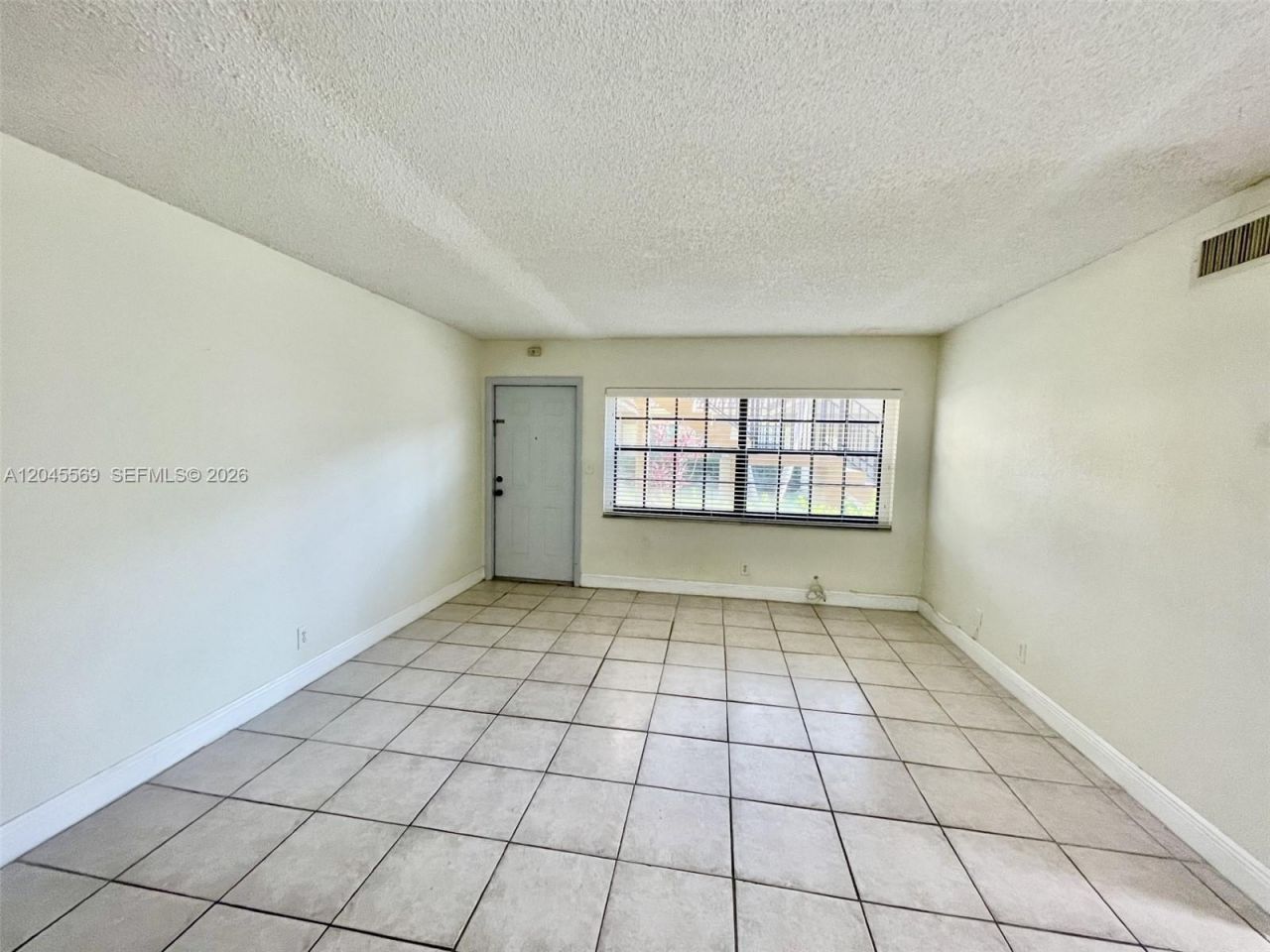 2642 Riverside Dr , Unit 2642, Coral Springs, FL 33065 Photo