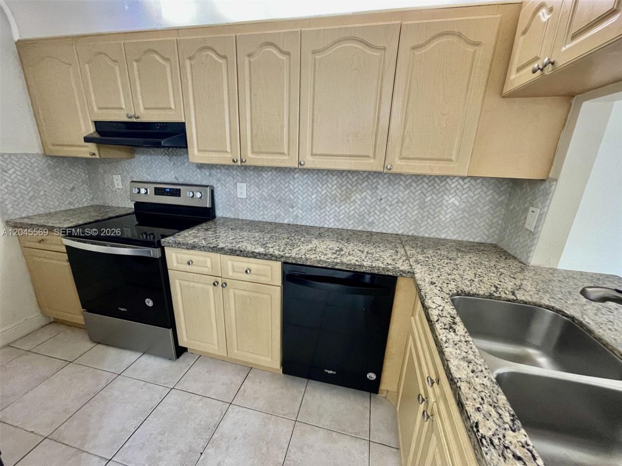 2642 Riverside Dr , Unit 2642, Coral Springs, FL 33065 Photo