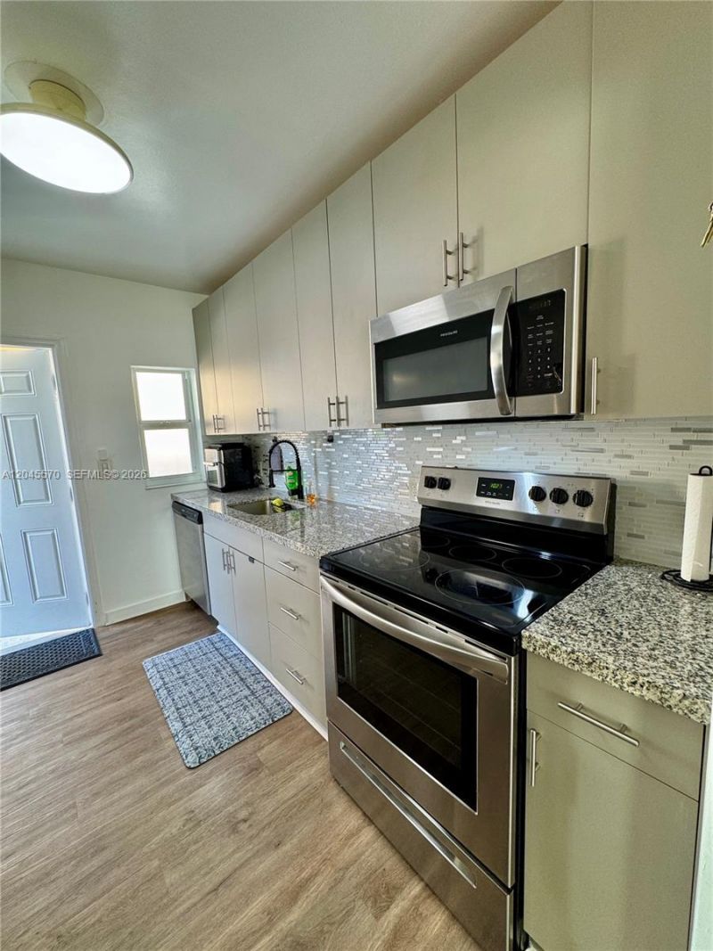 1215 NE 109th St, Unit 1215, Miami, FL 33161 Photo