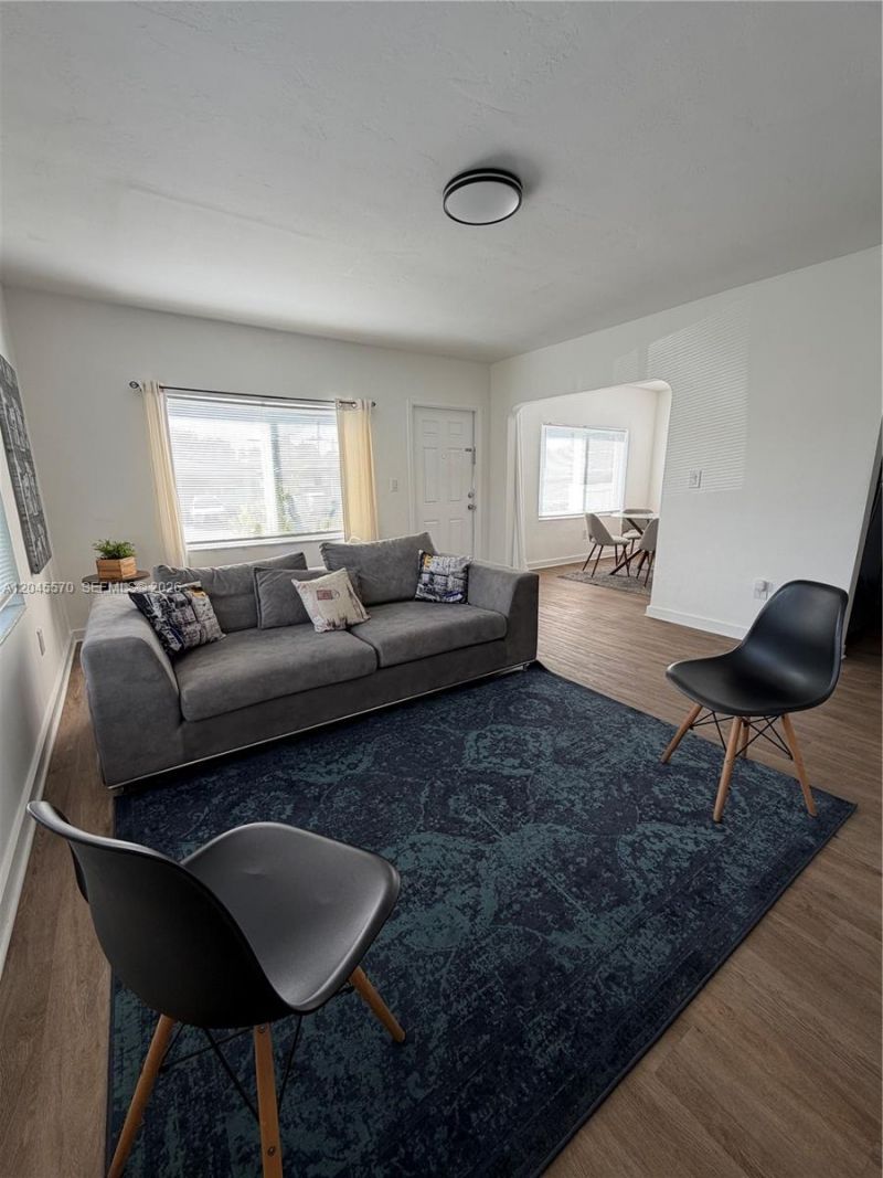 1215 NE 109th St, Unit 1215, Miami, FL 33161 Photo