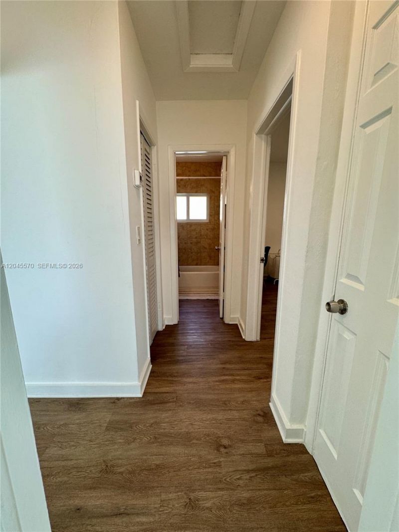 1215 NE 109th St, Unit 1215, Miami, FL 33161 Photo