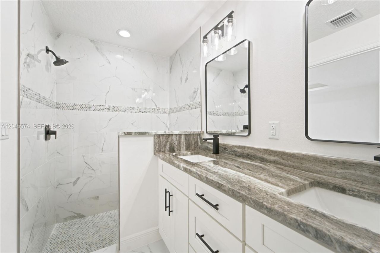 5203 Birch Dr , Fort Pierce, FL 34945 Photo