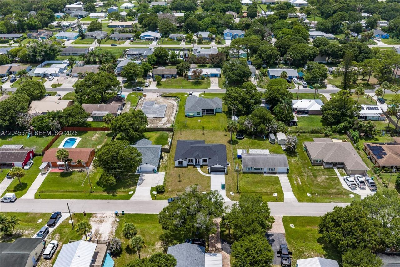 5203 Birch Dr , Fort Pierce, FL 34945 Photo