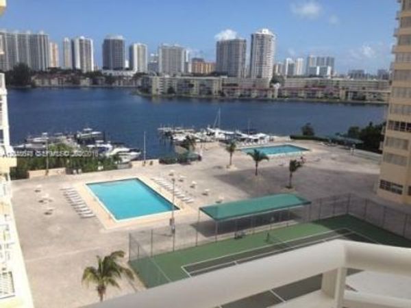 18051 BISCAYNE BLVD , Unit 803, Aventura, FL 33161