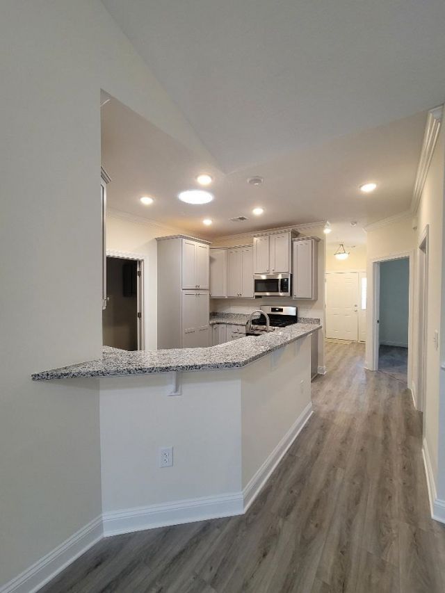 949 Jackline Place  Photo 5