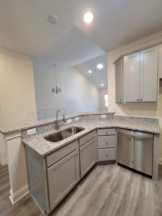 949 Jackline Place  Photo 7