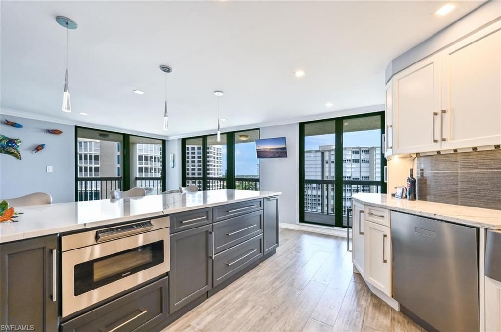 4551 Gulf Shore Blvd N, Unit 1406, Naples, FL 34103 Photo