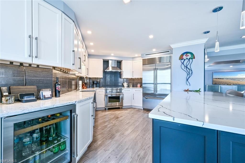 4551 Gulf Shore Blvd N, Unit 1406, Naples, FL 34103 Photo