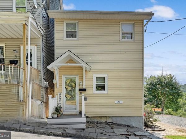 22 E PENN STREET , SCHUYLKILL HAVEN, PA 17972