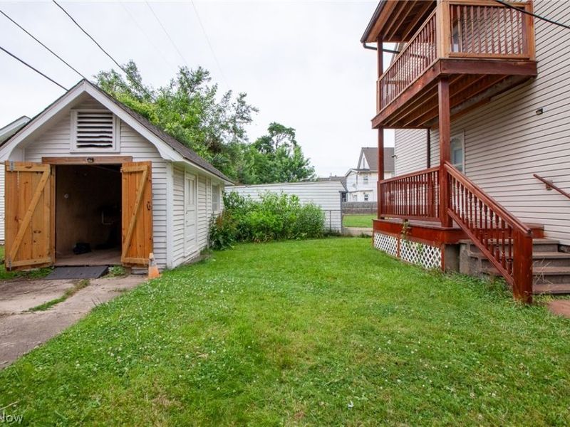 4028 E 53rd Street, Newburgh Heights, OH 44105 Photo 19