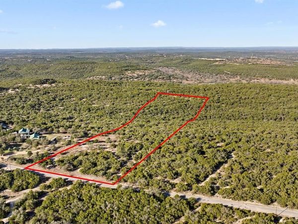 1220 Overland Stage Road , Dripping Springs, TX 78620