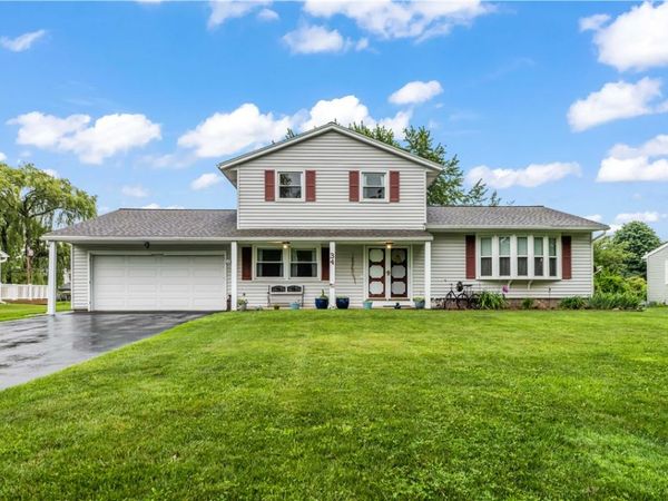 34 Bucky Drive, Rochester, NY 14624