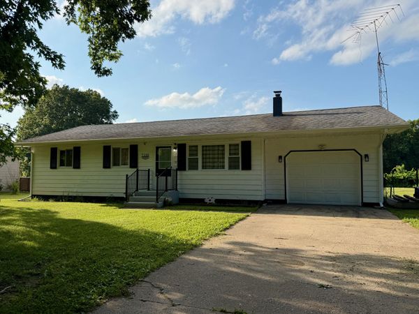 7180 E 25 N , Knox, IN 46534