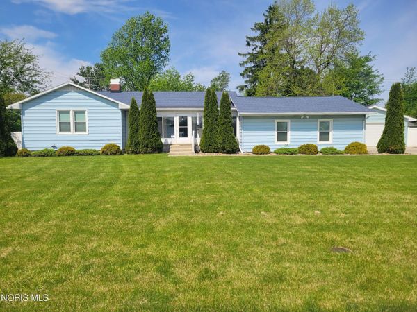 711 S Simon Street, Ada, OH 45810