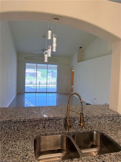 8216 Ibis Cove Cir, Unit B215, Naples, FL 34119 Photo