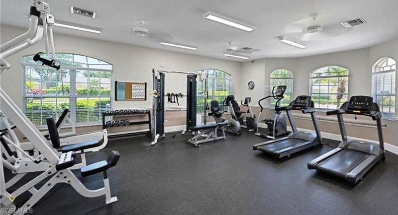8216 Ibis Cove Cir, Unit B215, Naples, FL 34119 Photo