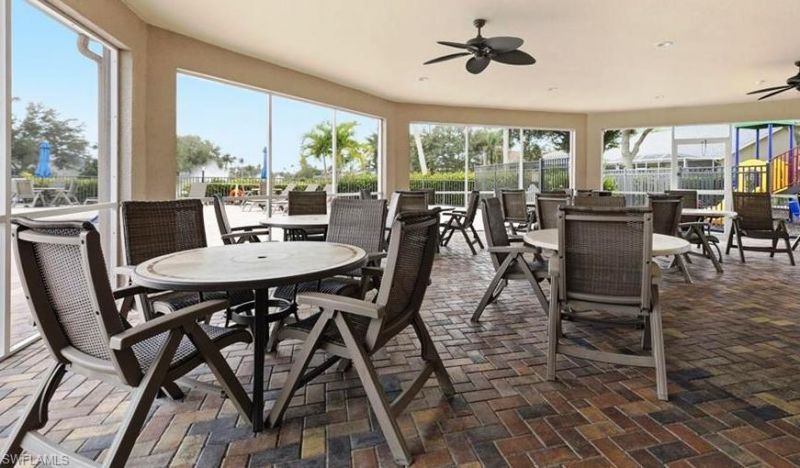 8216 Ibis Cove Cir, Unit B215, Naples, FL 34119 Photo