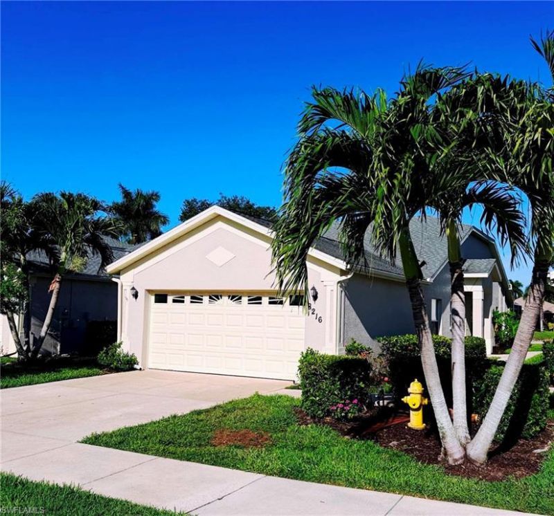 8216 Ibis Cove Cir, Unit B215, Naples, FL 34119 Photo