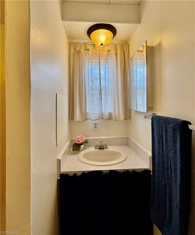 730 Knotty Pine Cir, North Fort Myers, FL 33917 Photo