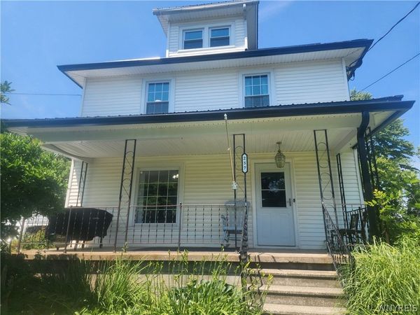 257 N Main Street, Lyndonville, NY 14098