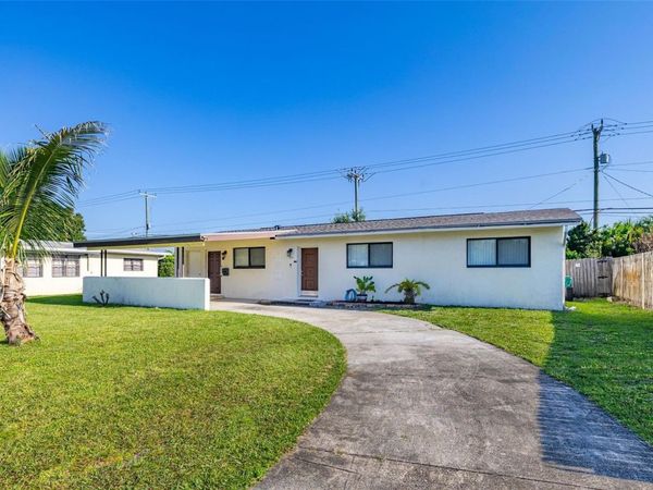 932 GLENMORE CIRCLE , MELBOURNE, FL 32901
