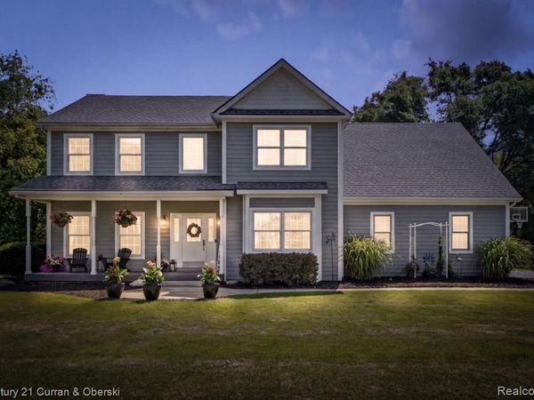 9298 Anacapa Bay Drive, Hamburg Twp, MI 48169