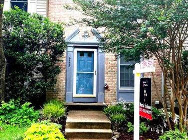 6556 SKYLEMAR TRAIL, CENTREVILLE, VA 20121