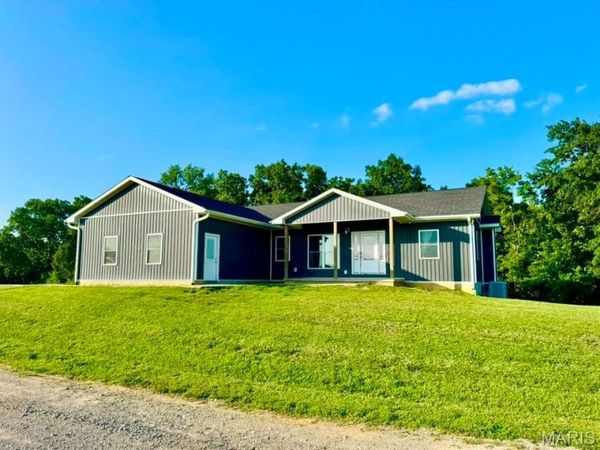 58846 Scotts Lane , New London, MO 63459