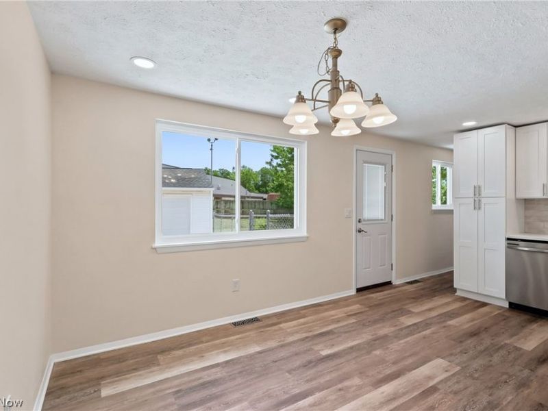461 Augdon Drive , Elyria, OH 44035 Photo 4