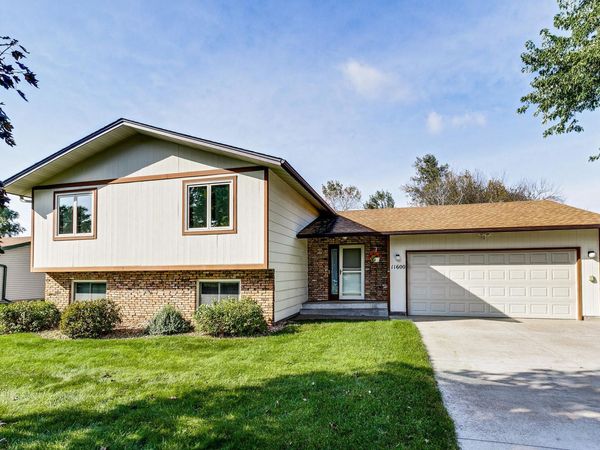 11600 Monroe Street NE, Blaine, MN 55434