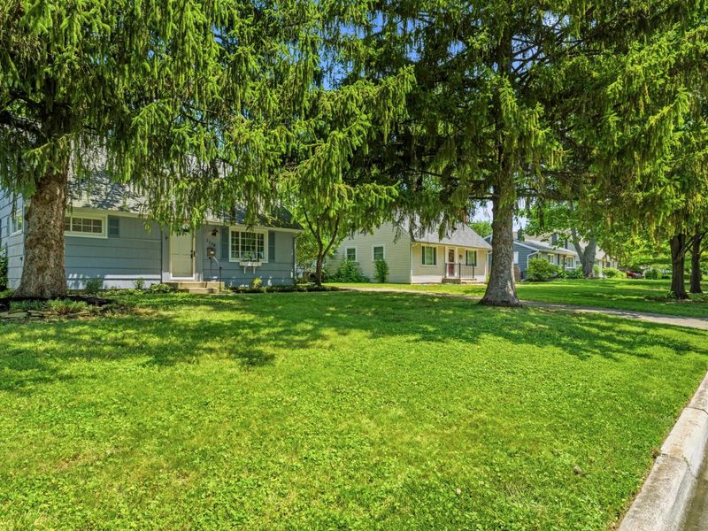 2246 Shrewsbury Road, Upper Arlington, OH 43221 Photo 2