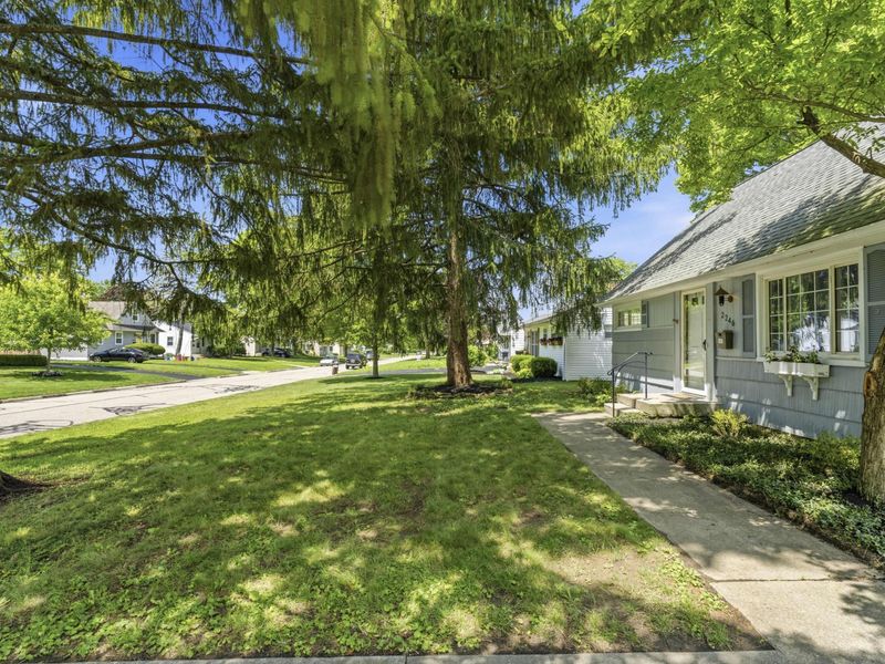 2246 Shrewsbury Road, Upper Arlington, OH 43221 Photo 5