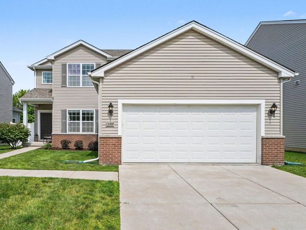 13184 Roosevelt Place, Crown Point, IN 46307